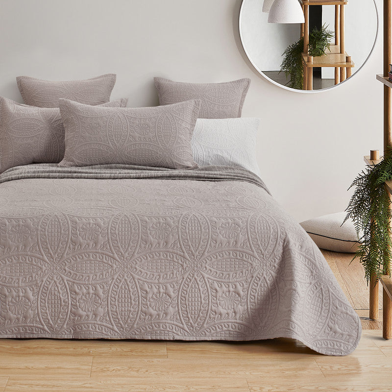 Embossed Comforter Set - King Size